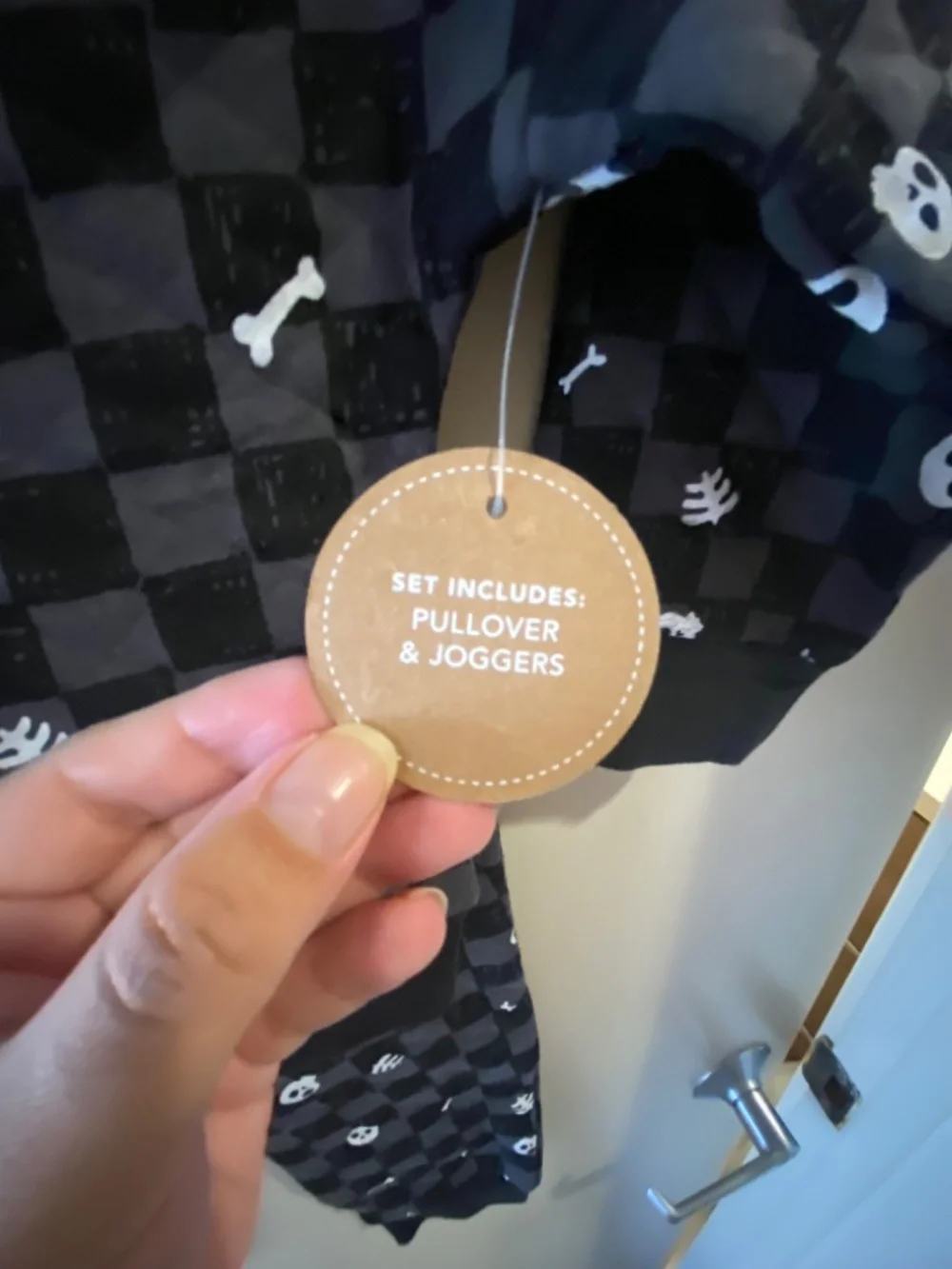 NWT Lilia & Jack Halloween Black & Gray Checkered Skulls and Bones Jogger Set 4T